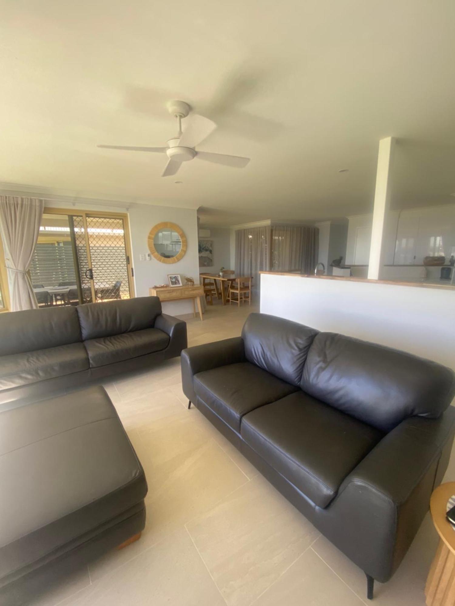 Pelican Shore Oceanfront Villa 6 Kalbarri Exterior photo